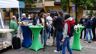 Bei der Eröffnung der temporären Fußgängerzone am 23. Mai herrschte buntes Treiben.