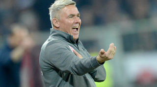 2017 trainiert Janßen den FC St. Pauli in der 2. Bundesliga. Bei Viktoria Köln wird der neue Sandhausen-Trainer danach der dienstälteste Übungsleiter der Liga.
