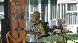 Hans Martin Derow am Akkordeon.