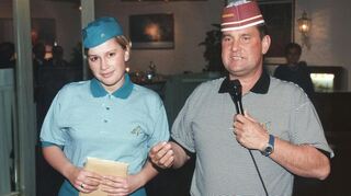 In den 1990ern: Manfred Büch und Tochter Jasmin in "Dienstkleidung" - schon damals gemeinsam im Team.