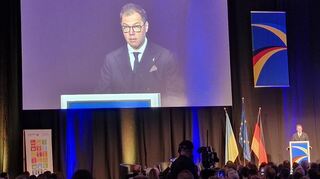Eröffnung der Konferenz durch den ukrainischen Botschafter Oleksii Makei.