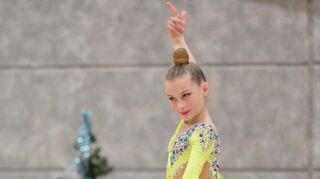 Sofia Solontov überzeugt in der Altersklasse 10 Jahre Level A mit drei fehlerfreien Übungen und wird badische Meisterin in der Rhythmischen Sportgymnastik.