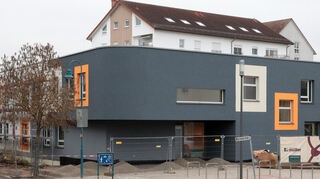 Den Albert-Einstein-Kindergarten, der 2022 in Betrieb gegangen ist, betreibt der Verein Postillion und war auch beim Bau beteiligt.