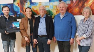 Der Wahlvorstand der anstehenden Pfarreiratswahl besteht aus (v. l.) Felix Mallek, Reinhold Bertrand, Linda Deinzer-Schlegel, Vorsitzender Franz Villinger, sein Stellvertreter Gerhard Zirnstein aus Brühl und Brigitte Baust.