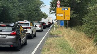 Autofahrer müssen sich auf lange Staus einstellen.