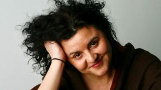 Diana Ivanova ist eine bulgarische Journalistin, Autorin, Dokumentarfilmerin und Gruppentherapeutin.