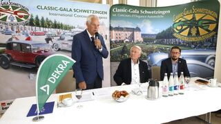 Johannes Hübner,Wolfgang Gauf und Kurator Hans Hedtke auf der Pressekonferenz.