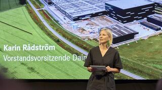 Konzernchefin Karin Rådström bei der Eröffnung des Global Parts Centers.