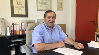 Linus Wiegand in seinem Büro in Eppelheim. Seit Ende der Vertretung verbringt er wieder mehr Zeit in seinem Bauunternehmen, das er gemeinsam mit seinem Sohn führt.