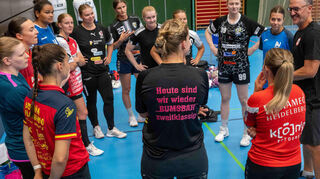 Sascha Kuhn (r.), neuer Trainer der Kurpfalz-Bären, muss mit einer dünnen Personaldecke arbeiten.