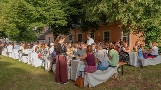 Sehr gut besuchtes Sommerfest der Hochschule für Rechtspflege in Schwetzingen.