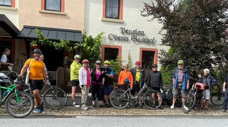 Eine kleine Delegation aus Eppelheim ist in das über 500 Kilometer entfernte Wilthen geradelt.