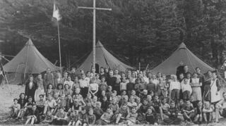 Das Zeltlager mit dem Plankstadter Pfarrer Heinrich Grimm in Herrenwies im nördlichen Schwarzwald.