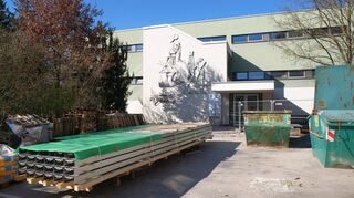 Für die Friedrichschule bedeutete die rund 20 Monate andauernde Baustelle auch den Verzicht auf einen Teil des Pausenhofs, der als Lager genutzt wurde. Entsprechend groß ist jetzt die Freude über den wiedereröffneten Betrieb.