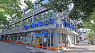 Die Filiale der Sparda-Bank Baden-Württemberg in der Nähe des Mannheimer Hauptbahnhofs. Auch hier kamen in diesen Tagen viele Kunden wegen der IT-Umstellung mit Fragen.