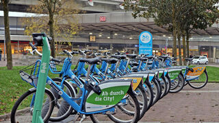 Die VRNnextbike-Station am Ludwigshafener Hauptbahnhof. Ludwigshafen gehört zu den neun Kommunen, die eine Weiterführung des Mietradsystems bereits beschlossen haben.