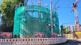 Der Neubau des Gerätehauses für die Freiwillige Feuerwehr wird im Volksmund "Aquarium" genannt.