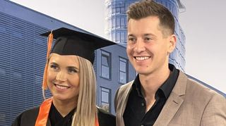 Eve Laur und ihr Bruder Rouven.