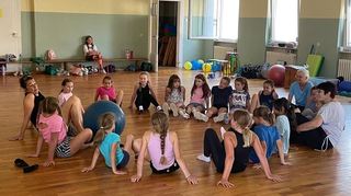 Voller Begeisterung sind die Kinder beim Ferienprogramm der Tanzfreunde Ketsch dabei.