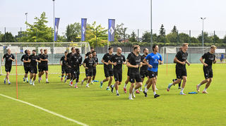 Die Mannschaft des SV Waldhof Mannheim beim Training.