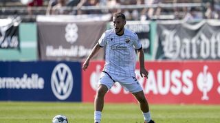 Melvin Ramusovic - hier im DFB-Pokal gegen RB Leipzig - könnte am Samstag eine wichtige Rolle im Kader des SV Sandhausen spielen.