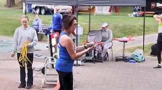 Elke Herzig von der LG Kurpfalz beim Kugelstoßen.