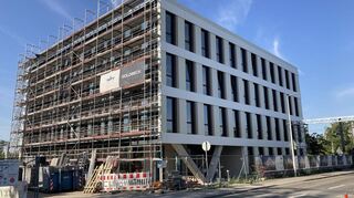 Das Artem genannte Bürogebäude in der Hans-Thoma-Straße in Mannheim-Neuostheim.