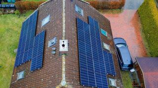 Entscheidend für den jeweils geltenden Vergütungssatz bei der Einspeisung ist das Datum der Inbetriebnahme der PV-Anlage.