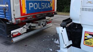 Am Autobahnkreuz Walldorf hat am Donnerstagmorgen ein Auffahrunfall mit zwei Lastwagen zu einem erheblichen Sachschaden geführt.