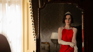 „Schwer ruht das Haupt, das die Krone trägt“, heißt es bei Shakespeare. Michelle Dockery hat als Lady Mary Probleme, hält aber in „Downton Abbey: Das große Finale“ dennoch die Zügel fest in der Hand.