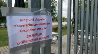Die Sperrung der Ketscher Hohwiese wegen auffälliger Wasserwerte kann erneut nach einer Woche aufgehoben werden – die Tore öffnen sich allerdings frühestens am Samstag wieder zum regulären Betrieb.