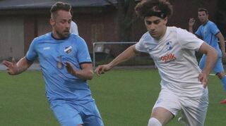 Antonios Paraschidis (r.) im Clinch mit seinem Gegenspieler