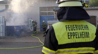Ein Container hat in Eppelheim Feuer gefangen.