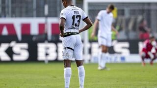 Hängende Köpfe beim SV Sandhausen: Yannick Osee ist enttäuscht über die Niederlage.