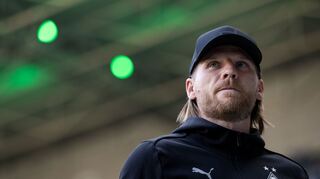 Er soll die Mannschaft nach der Trennung von Seoane erstmal übermehen.