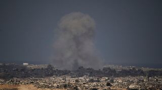 Das israelische Militär rückt auf die Stadt Gaza vor.