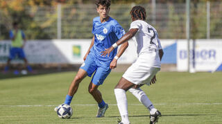Konrad Riehle gewinnt mit dem FC-Astoria Walldorf 4:1 gegen Schott Mainz und klettert damit auf Platz acht.