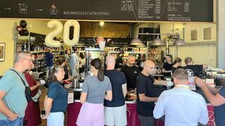 Die Kaffeespezialitäten von Rosario Bonafede und seinem Team stehen auch nach 20 Jahren bei den Kunden hoch im Kurs.