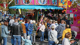 Auf dem Festplatz in Brühl wird am Wochenende wieder Kerwe gefeiert.