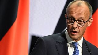 Bundeskanzler Merz wendet sich zum Tag der Einheit in einer sehr grundsätzlichen Rede an die Deutschen.