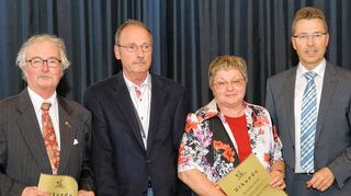 <p>Fred Tietz, VdK, Manfred Wettstein, Handwerker- und Gewerbeverein, und Roswitha Kolb, Chorgemeinschaft, wurden in der Sparte Ehrenamt ausgezeichnet.</p>
