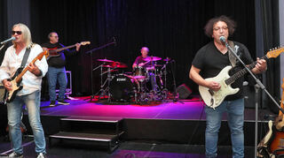 "Gallery in Rock" spielt als Support von Thomas Blug's Rockanarchie im Pumpwerk.