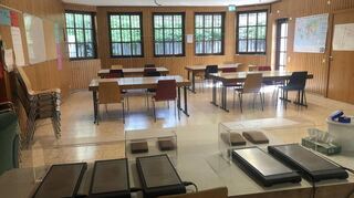Ein Blick in das Untergeschoss des evangelischen Gemeindehauses. Hier war vor einigen Jahren auch die Mensa beheimatet (Archivbild).