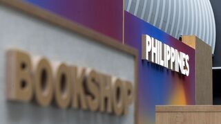 Auf der Buchmesse sind philippinische Autorinnen und Autoren live zu erleben.