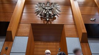 Die Richterin und zwei Schöffen berieten über das Urteil
