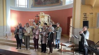 Die Frauen vom Morgenlob gestalten den Frauensonntag unter anderem mit dem Lied „Die Himmel erzählen die Ehre Gottes“