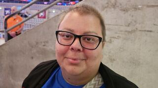 Nina Machmeier hätte sich mehr Pepp für das Friedrichspark-Denkmal vor der SAP Arena gewünscht.