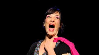 Bina Blumencron in „Tinder – a fucked up Night“, das bei den Heidelberger Theatertagen 2024 den Publikumspreis gewonnen hat.