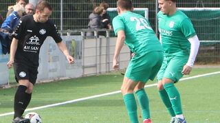Das Comeback von Manuel Tropf (l.) ist gelungen: Er war Dreh - und Angelpunkt der TSG Eintracht Plankstadt beim torlosen Unentschieden gegen die SGO II.