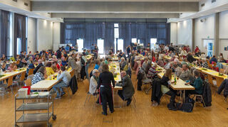 Gut besuchtes Lutherhaus in Schwetzingen beim Gemeindefest.